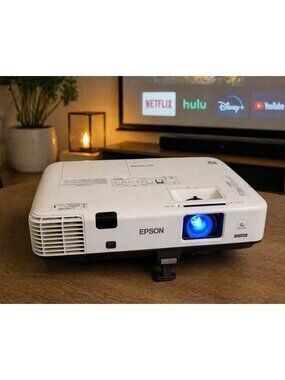 Epson WXGA Projector – Works, Needs New Lamp (HDMI)